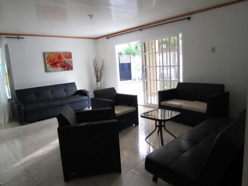 Posada Hostal Miss Marlly San Andrés المظهر الخارجي الصورة