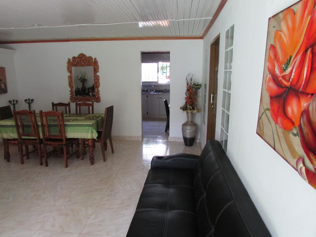 Posada Hostal Miss Marlly San Andrés المظهر الخارجي الصورة