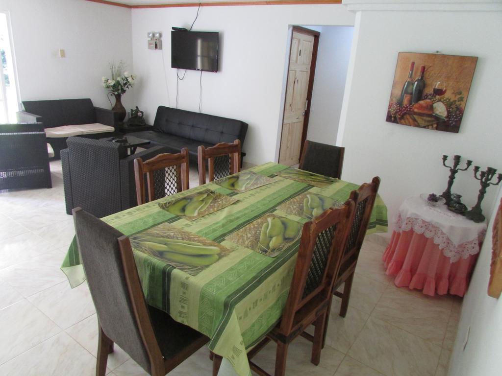 Posada Hostal Miss Marlly San Andrés المظهر الخارجي الصورة