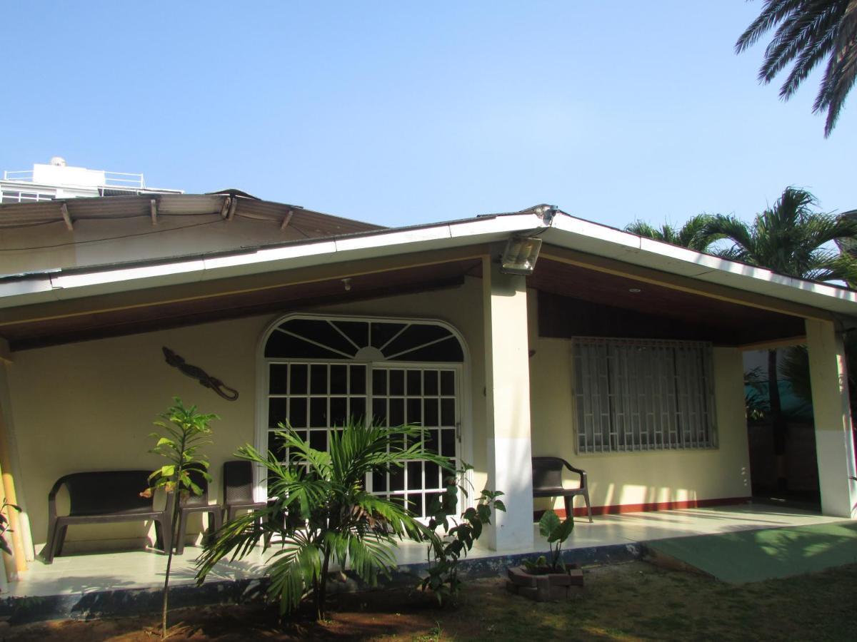 Posada Hostal Miss Marlly San Andrés المظهر الخارجي الصورة